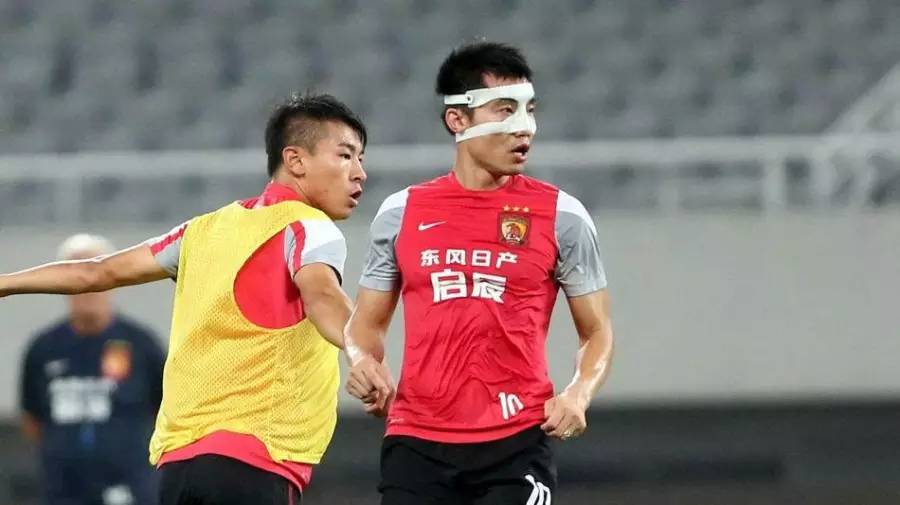 澳大利亚联赛：本土球队争夺冠军头衔