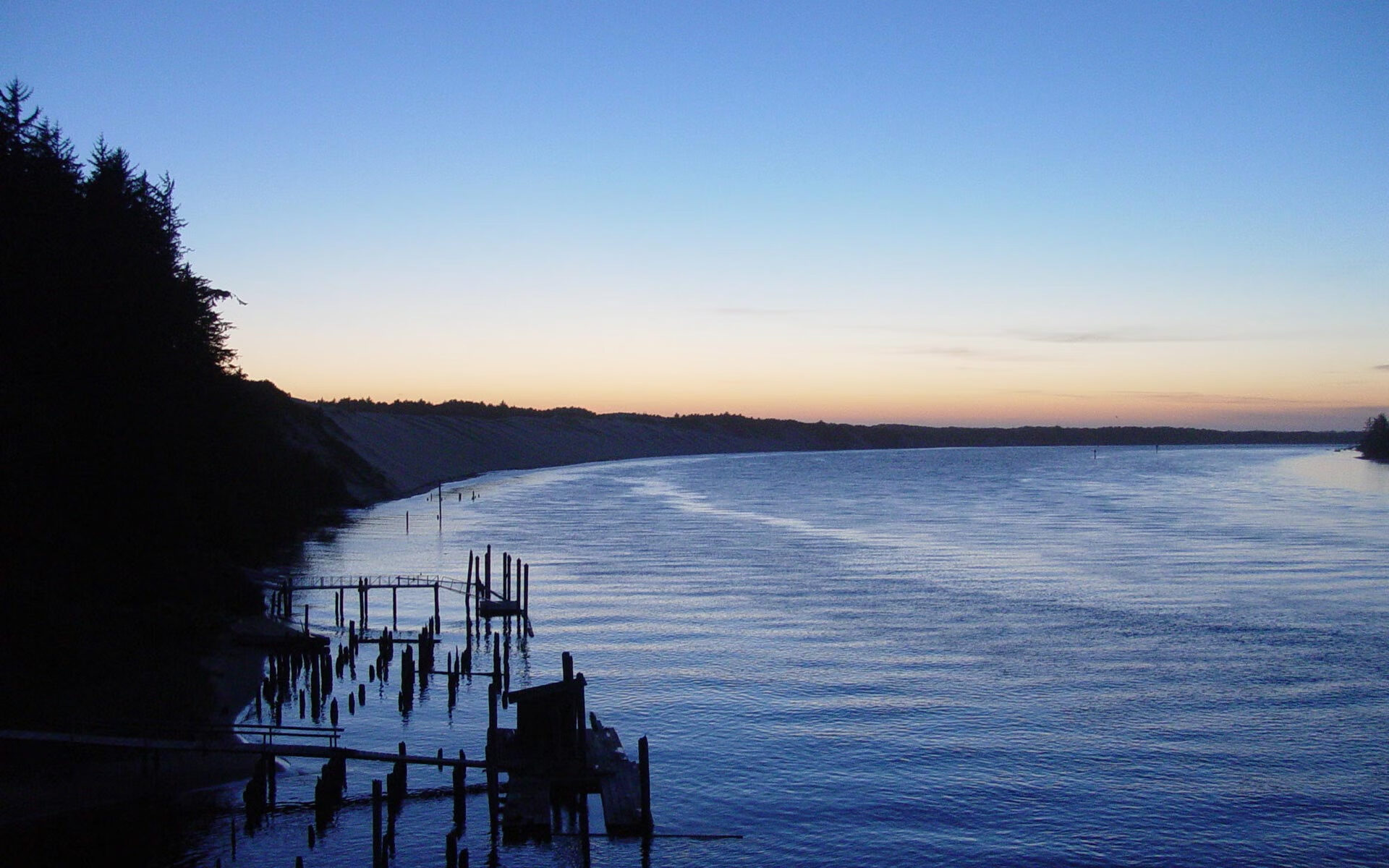 IM体育官网-格纳布里硬仗封王，尤文铁骑横扫墨西哥书写传奇